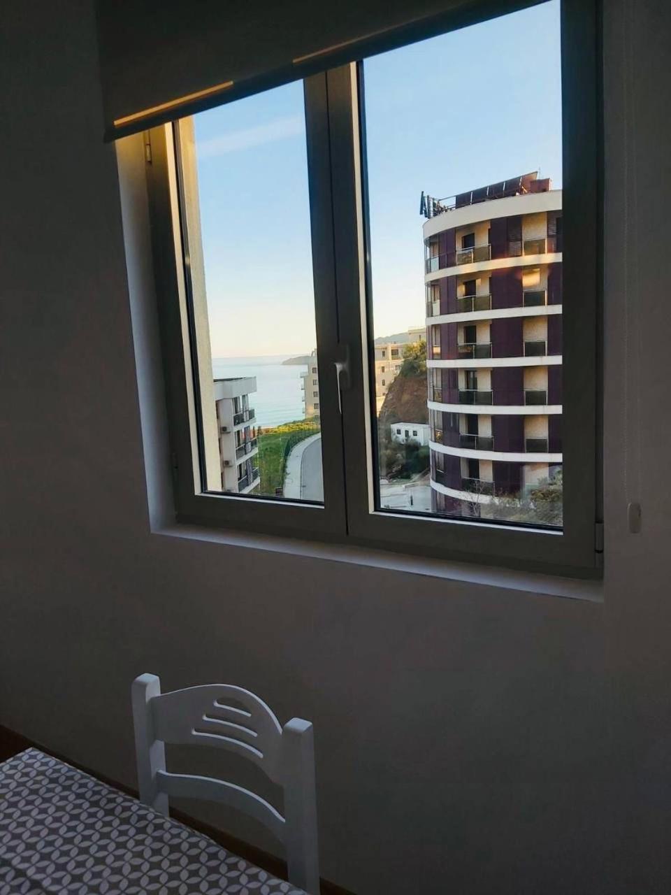 Wow Apartman Becici エクステリア 写真